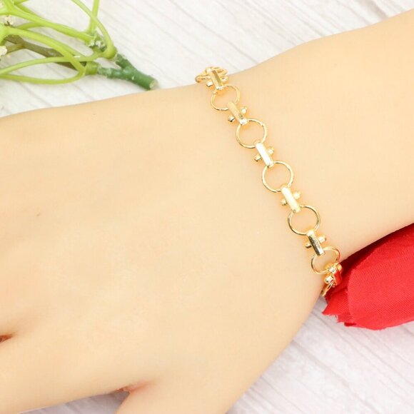 "Trendy Handmade Bracelet – A Thoughtful Gift for Girls & Women | UNVRC1599 - Picture 8 of 10